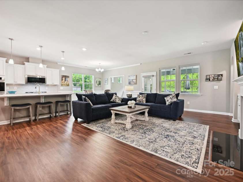 15614 Aviary Orchard Way, Charlotte, NC 28278.  MLS# CAR4272021, YatesRealty ID 26454. 
