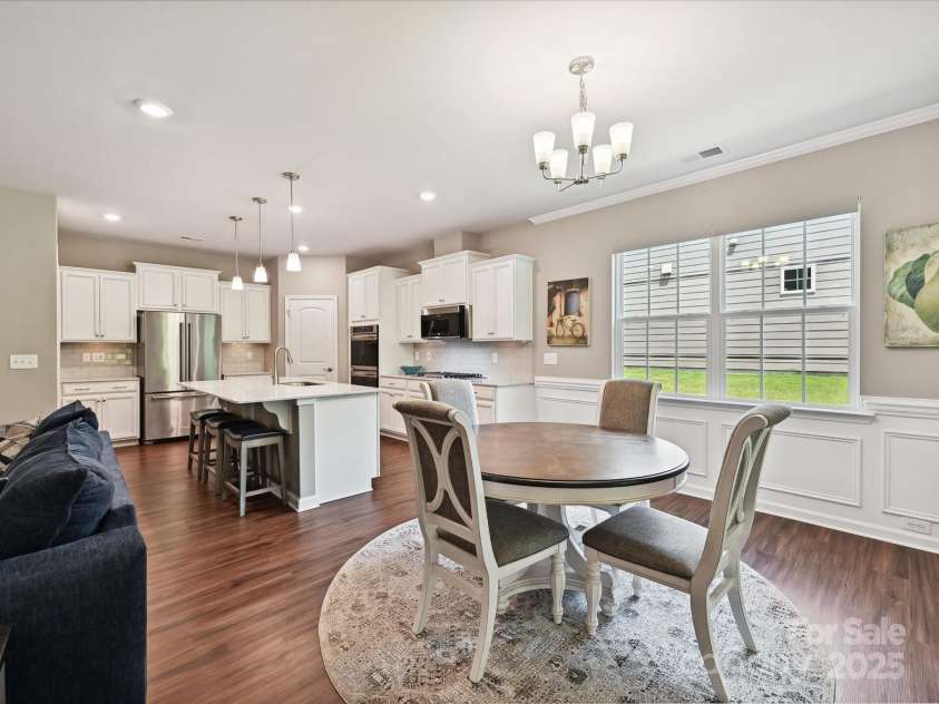 15614 Aviary Orchard Way, Charlotte, NC 28278.  MLS# CAR4272021, YatesRealty ID 26454. 