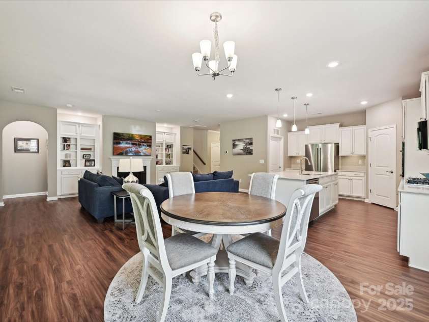 15614 Aviary Orchard Way, Charlotte, NC 28278.  MLS# CAR4272021, YatesRealty ID 26454. 