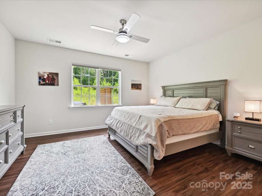 15614 Aviary Orchard Way, Charlotte, NC 28278.  MLS# CAR4272021, YatesRealty ID 26454. 