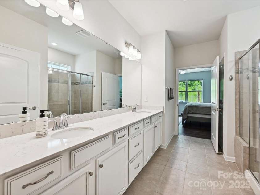 15614 Aviary Orchard Way, Charlotte, NC 28278.  MLS# CAR4272021, YatesRealty ID 26454. 