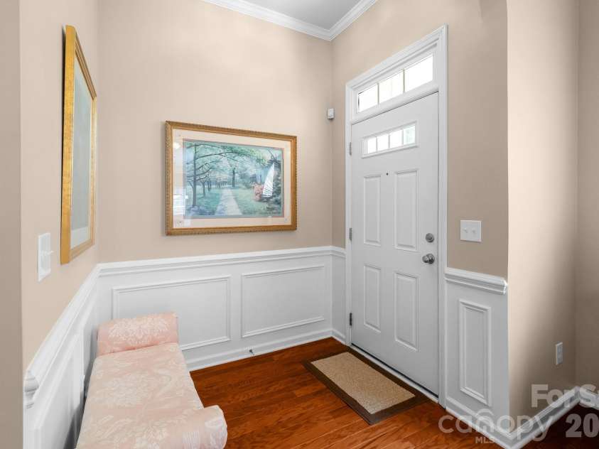 8339 Brookings Drive, Charlotte, NC 28269.  MLS# CAR4368873, YatesRealty ID 26454. 