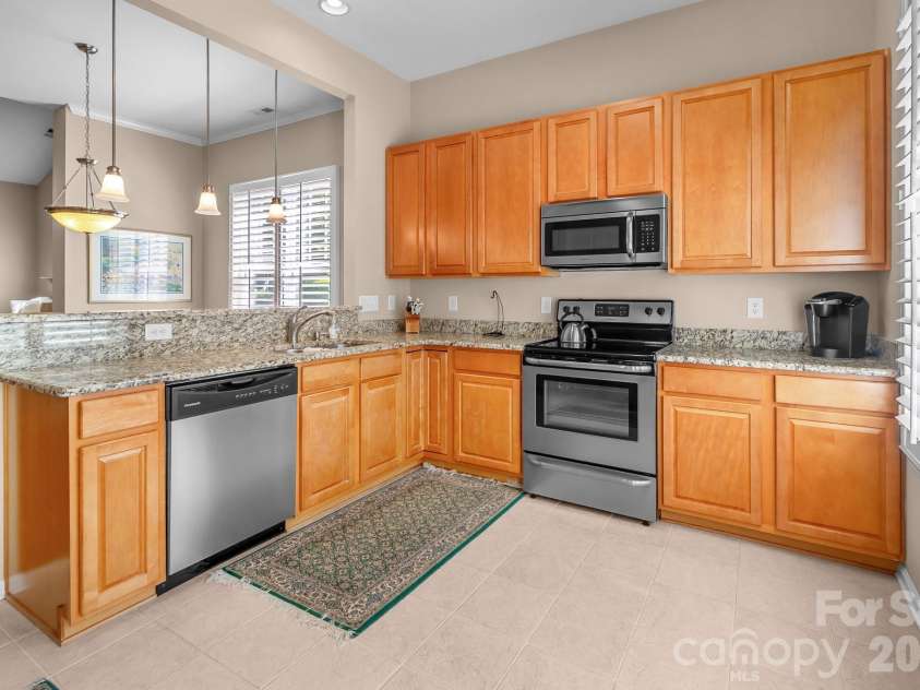 8339 Brookings Drive, Charlotte, NC 28269.  MLS# CAR4368873, YatesRealty ID 26454. 