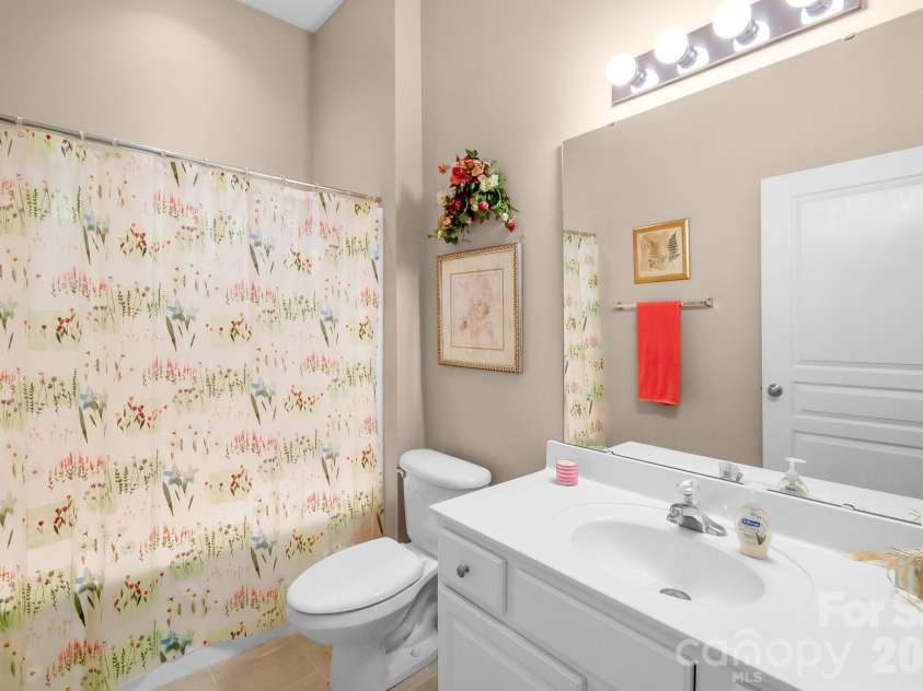 8339 Brookings Drive, Charlotte, NC 28269.  MLS# CAR4368873, YatesRealty ID 26454. 
