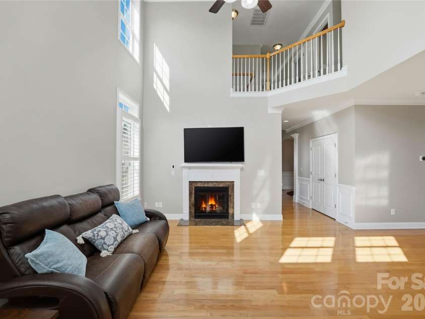 5068 Gladiola Way, Tega Cay, SC 29708.  MLS# CAR4371623, YatesRealty ID 26455. 