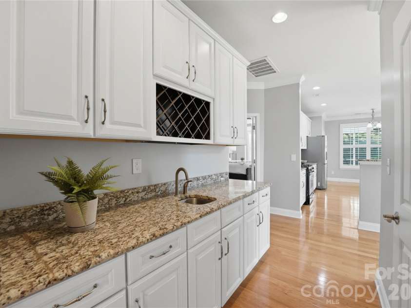 5068 Gladiola Way, Tega Cay, SC 29708.  MLS# CAR4371623, YatesRealty ID 26455. Buttler pantry