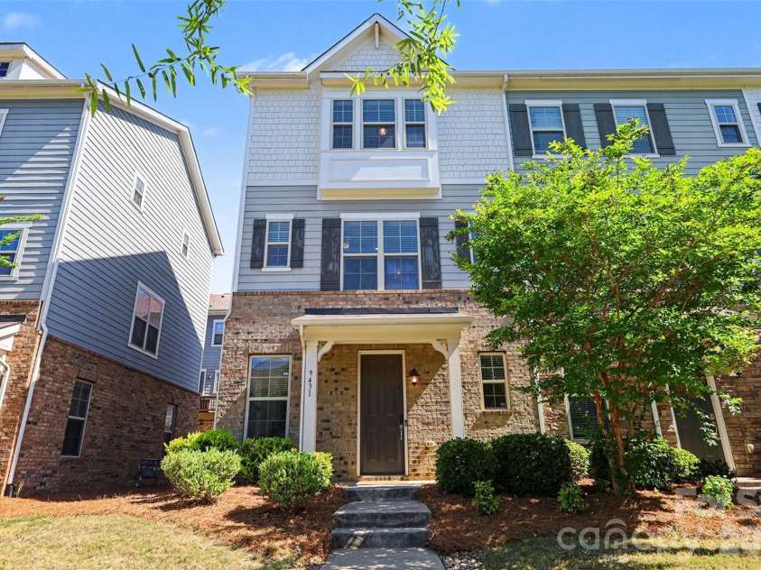 9431 Ainslie Downs Street, Charlotte, NC 28273.  MLS# CAR4372131, YatesRealty ID 26456. 