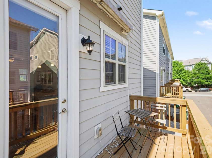 9431 Ainslie Downs Street, Charlotte, NC 28273.  MLS# CAR4372131, YatesRealty ID 26456. 