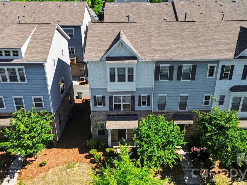 9431 Ainslie Downs Street, Charlotte, NC 28273.  MLS# CAR4372131, YatesRealty ID 26456. 