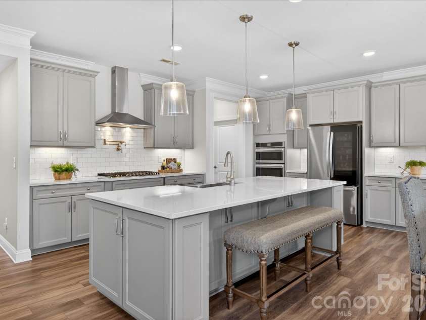 507 Yucatan Drive, Waxhaw, NC 28173.  MLS# CAR4333551, YatesRealty ID 26457. 