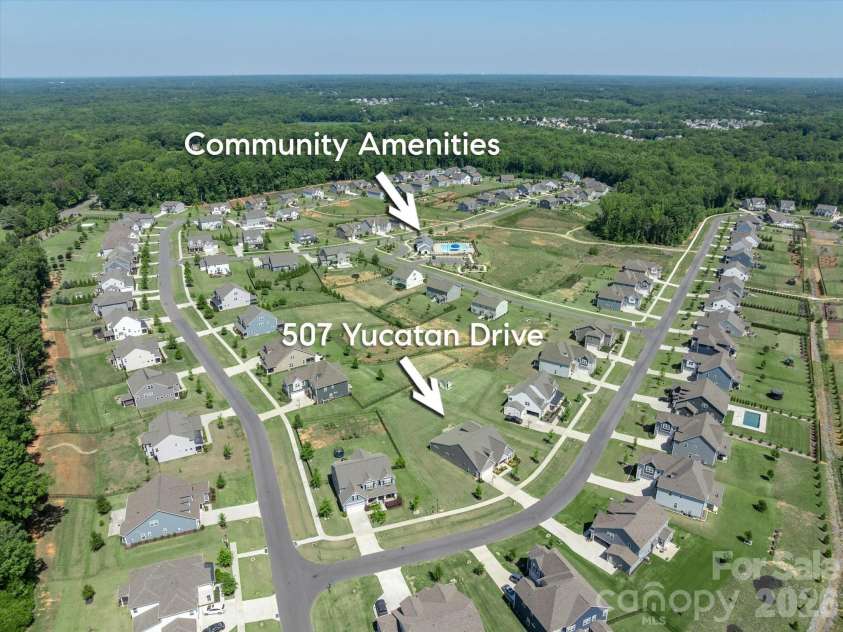 507 Yucatan Drive, Waxhaw, NC 28173.  MLS# CAR4333551, YatesRealty ID 26457. 
