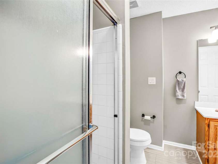 753 Southwest Drive, Davidson, NC 28036.  MLS# CAR4260993, YatesRealty ID 26458. 