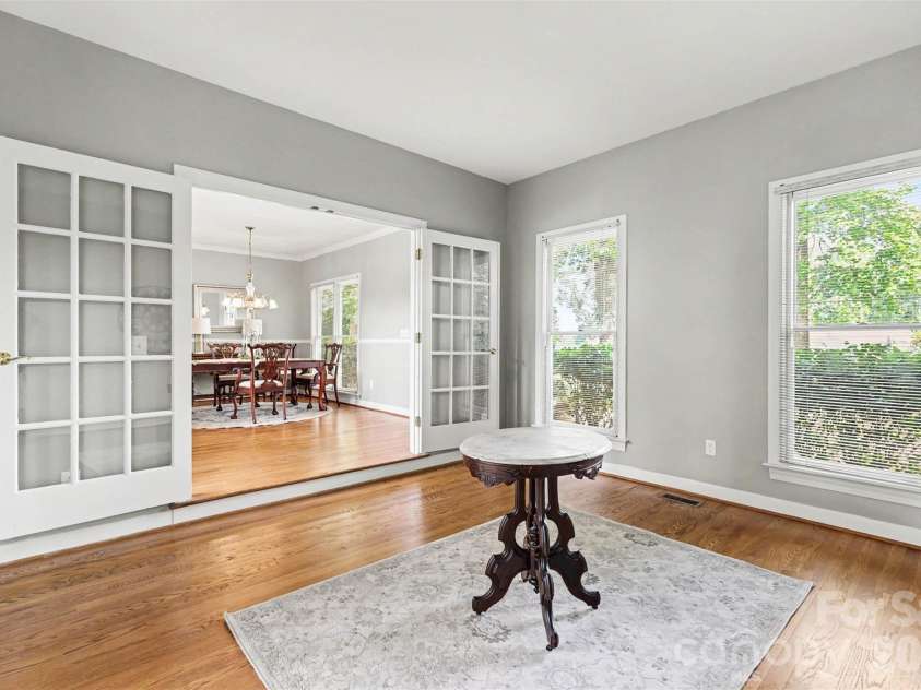 6620 Amos Smith Road, Charlotte, NC 28214.  MLS# CAR4382187, YatesRealty ID 26459. 