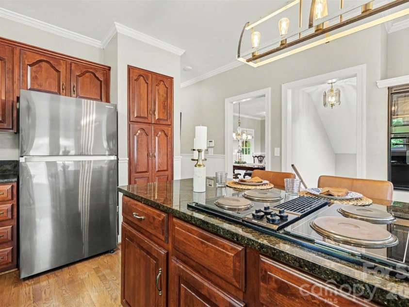 6620 Amos Smith Road, Charlotte, NC 28214.  MLS# CAR4382187, YatesRealty ID 26459. 