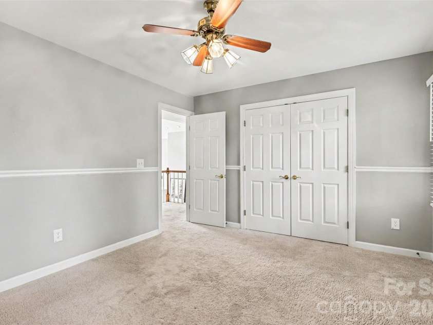 6620 Amos Smith Road, Charlotte, NC 28214.  MLS# CAR4382187, YatesRealty ID 26459. 