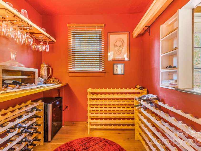 226 Fish Pond Lane, Burnsville, NC 28714.  MLS# CAR4326469, YatesRealty ID 2646. 