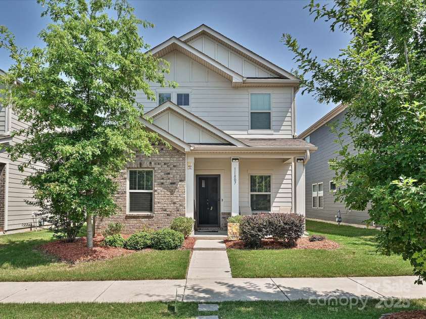 11807 Midnight Way, Huntersville, NC 28078.  MLS# CAR4274877, YatesRealty ID 26460. 