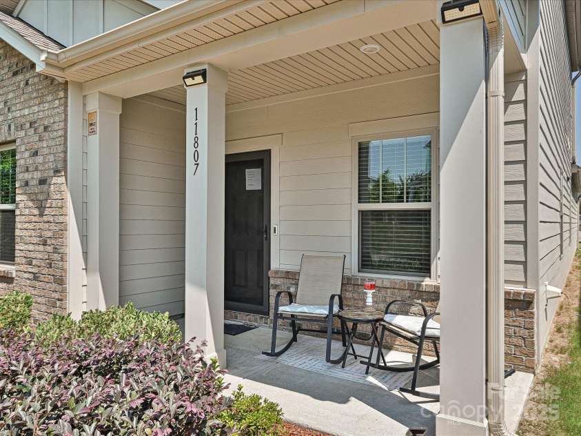 11807 Midnight Way, Huntersville, NC 28078.  MLS# CAR4274877, YatesRealty ID 26460. 