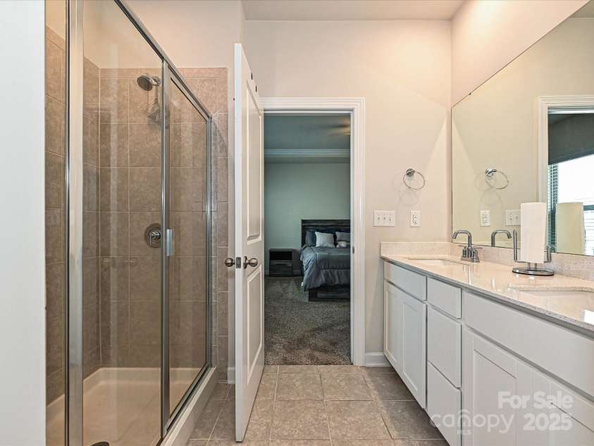 11807 Midnight Way, Huntersville, NC 28078.  MLS# CAR4274877, YatesRealty ID 26460. 
