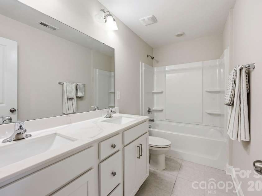 5036 David Cox Road, Charlotte, NC 28269.  MLS# CAR4384786, YatesRealty ID 26461. 