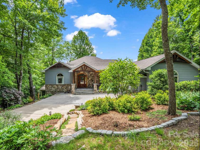 241 Dvdegi Court, Brevard, NC 28712.  MLS# CAR4383265, YatesRealty ID 26462. 