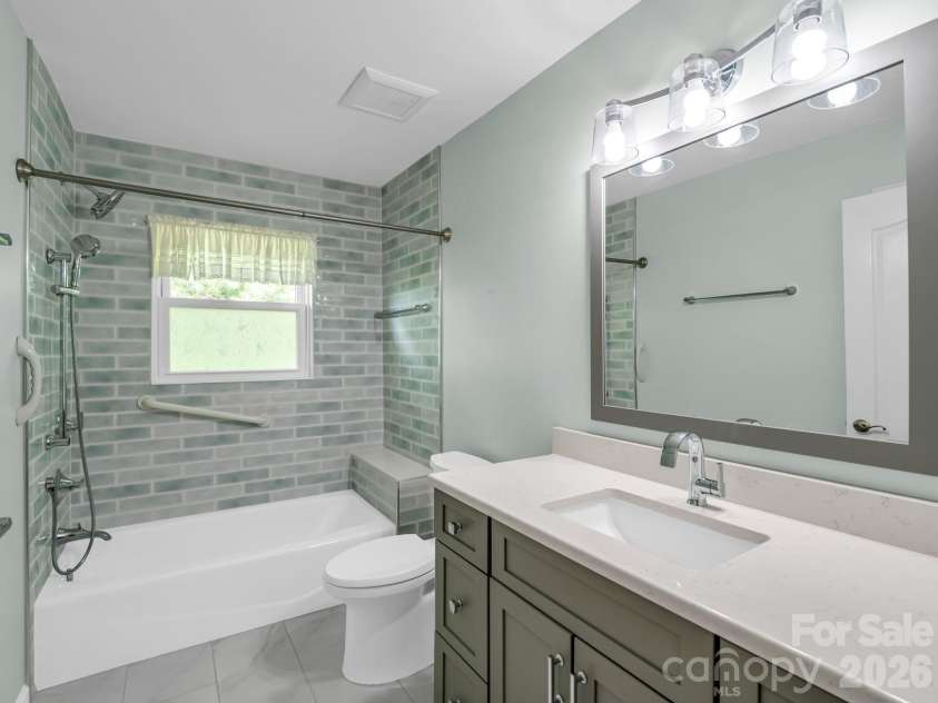 241 Dvdegi Court, Brevard, NC 28712.  MLS# CAR4383265, YatesRealty ID 26462. 