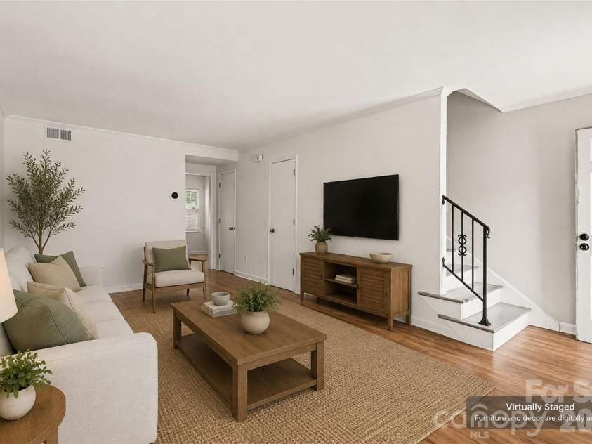 3720 Park Road, Charlotte, NC 28209.  MLS# CAR4386693, YatesRealty ID 26463. 