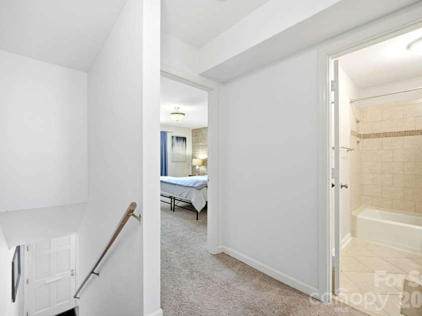 3720 Park Road, Charlotte, NC 28209.  MLS# CAR4412025, YatesRealty ID 26463. 