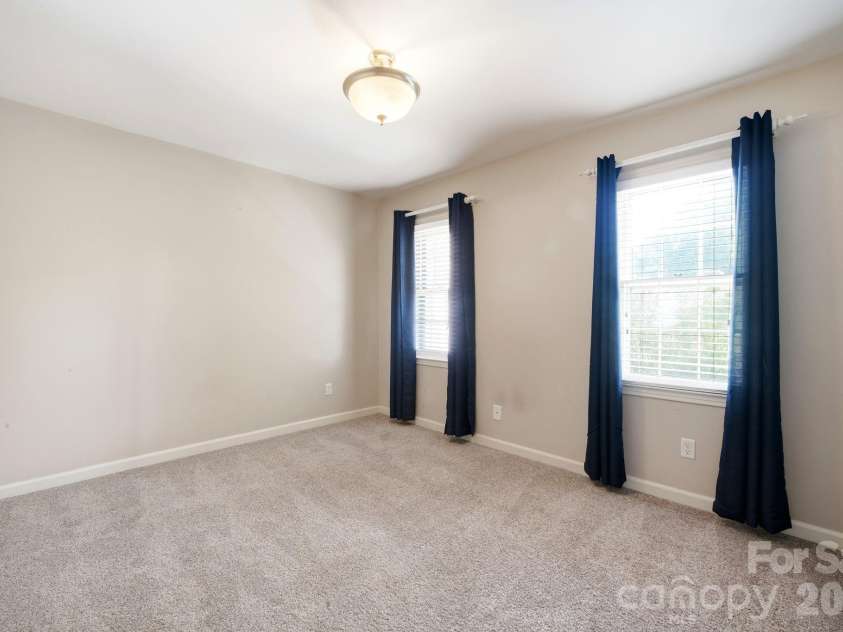 3720 Park Road, Charlotte, NC 28209.  MLS# CAR4412025, YatesRealty ID 26463. 