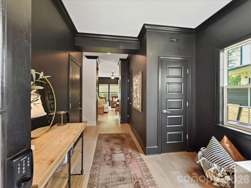 1507 Landis Avenue, Charlotte, NC 28205.  MLS# CAR4359492, YatesRealty ID 26464. 