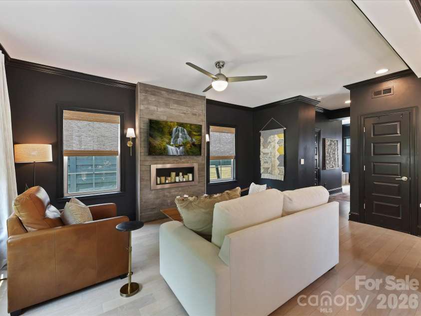 1507 Landis Avenue, Charlotte, NC 28205.  MLS# CAR4359492, YatesRealty ID 26464. 
