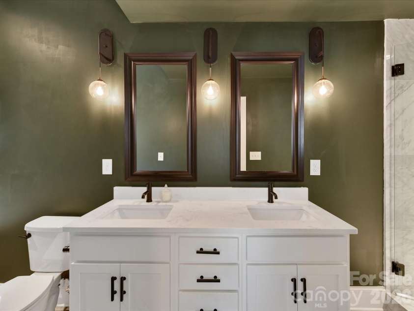 1507 Landis Avenue, Charlotte, NC 28205.  MLS# CAR4359492, YatesRealty ID 26464. 