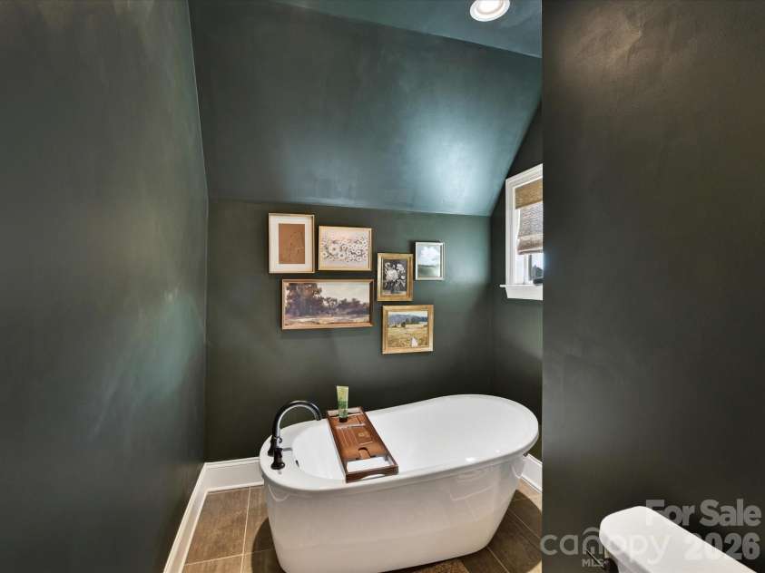 1507 Landis Avenue, Charlotte, NC 28205.  MLS# CAR4359492, YatesRealty ID 26464. 