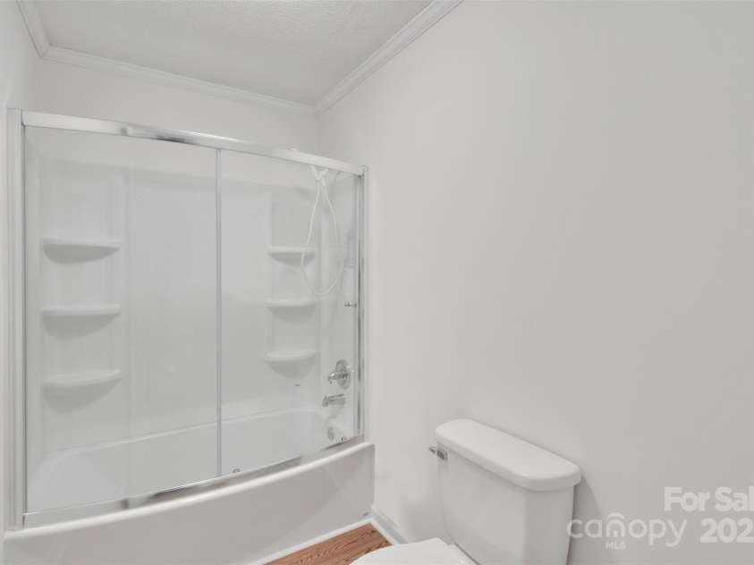 2376 Charlotte Highway, Mooresville, NC 28117.  MLS# CAR4279227, YatesRealty ID 26465. 