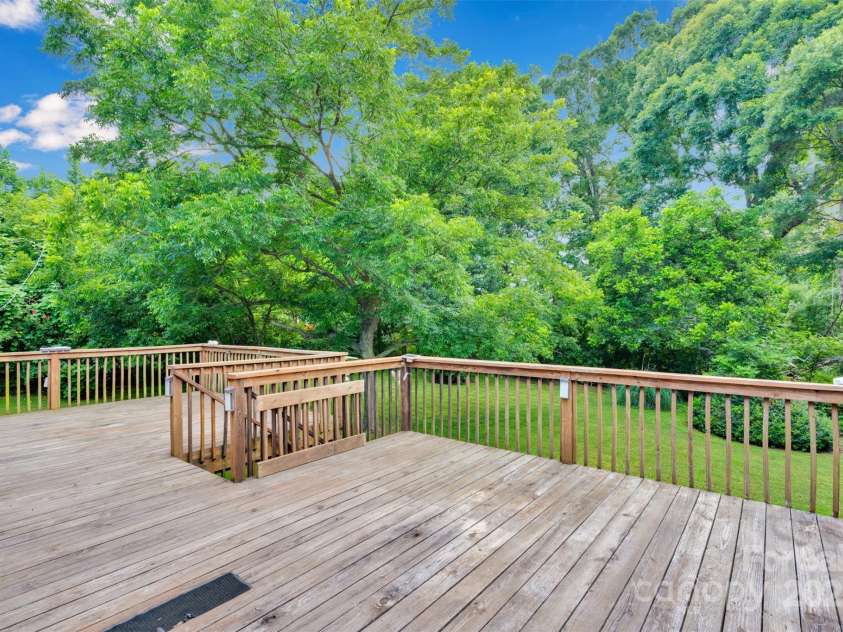 2376 Charlotte Highway, Mooresville, NC 28117.  MLS# CAR4279227, YatesRealty ID 26465. 