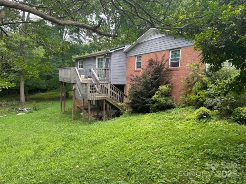 2116 Dana Place, Shelby, NC 28152.  MLS# CAR4270955, YatesRealty ID 26466. 