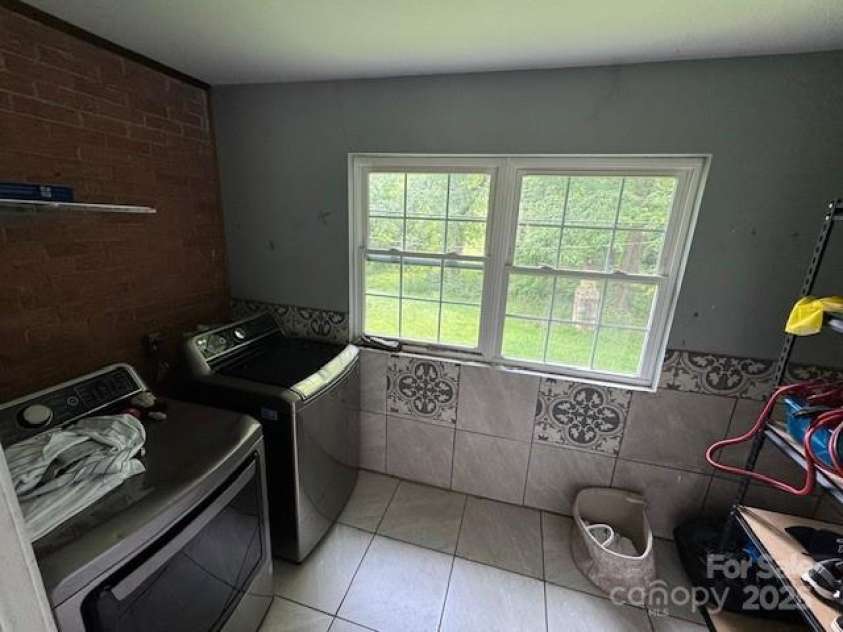 2116 Dana Place, Shelby, NC 28152.  MLS# CAR4270955, YatesRealty ID 26466. Laundry