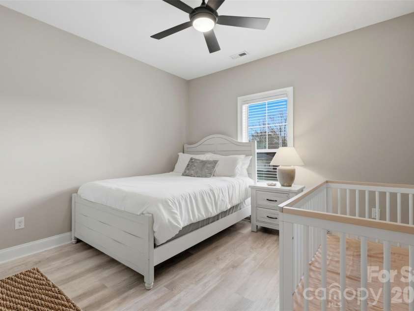 320 Elm Street, Belmont, NC 28012.  MLS# CAR4354879, YatesRealty ID 26466. 