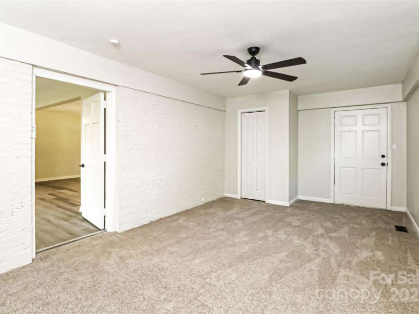 156 Woodhill Drive, Shelby, NC 28152.  MLS# CAR4280731, YatesRealty ID 26467. 