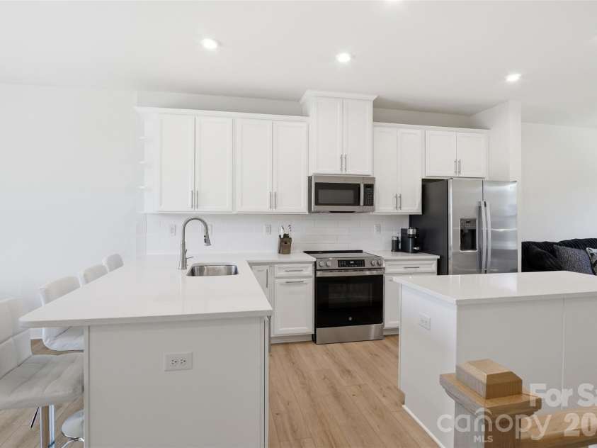 3616 Masonboro Street, Charlotte, NC 28206.  MLS# CAR4386585, YatesRealty ID 26468. 
