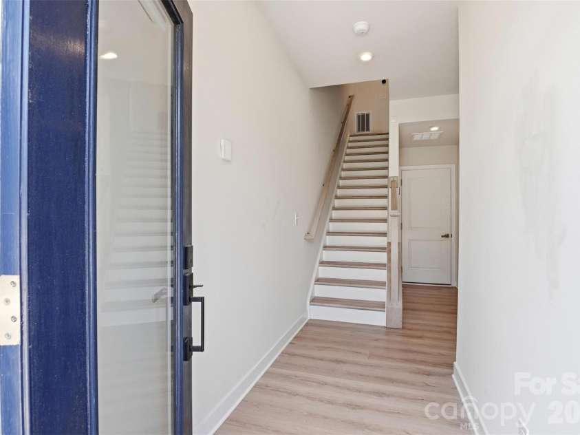 3616 Masonboro Street, Charlotte, NC 28206.  MLS# CAR4386585, YatesRealty ID 26468. 