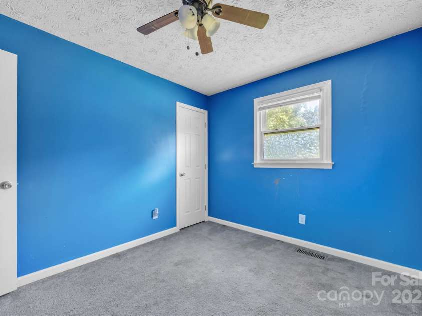 369 Birch Circle Drive, Hudson, NC 28638.  MLS# CAR4281060, YatesRealty ID 26468. 