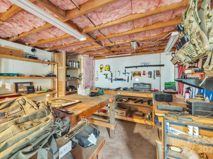 369 Birch Circle Drive, Hudson, NC 28638.  MLS# CAR4281060, YatesRealty ID 26468. 