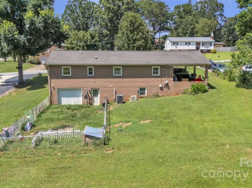 369 Birch Circle Drive, Hudson, NC 28638.  MLS# CAR4281060, YatesRealty ID 26468. 