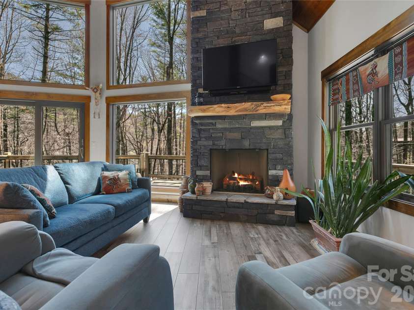 70 Unvdatlvi Court, Brevard, NC 28712.  MLS# CAR4358667, YatesRealty ID 26469. 