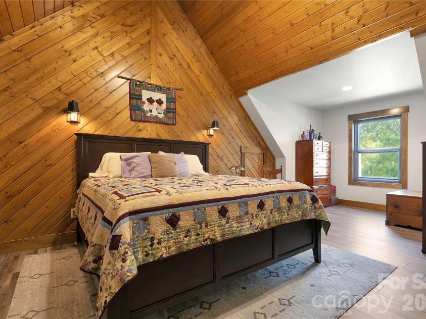 70 Unvdatlvi Court, Brevard, NC 28712.  MLS# CAR4358667, YatesRealty ID 26469. 