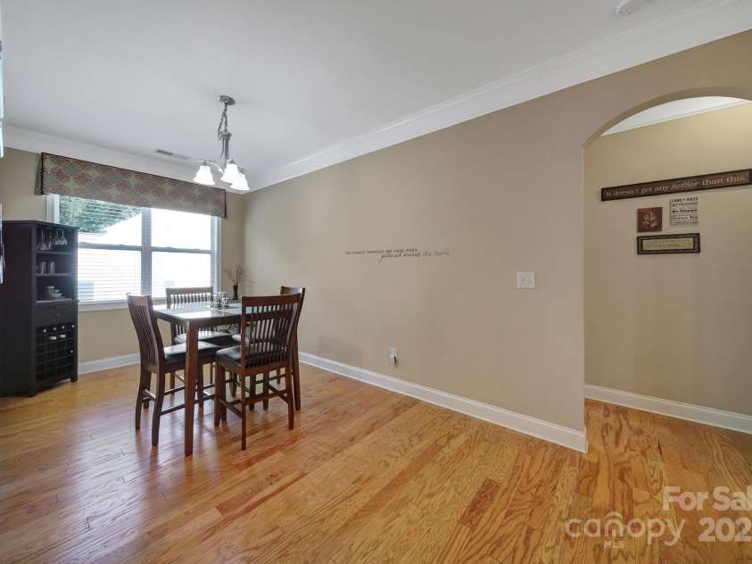 909 Autumn Glen Court, Clover, SC 29710.  MLS# CAR4265799, YatesRealty ID 26469. 