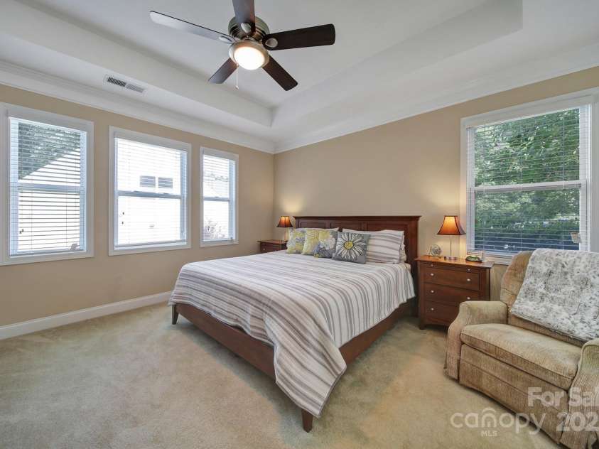 909 Autumn Glen Court, Clover, SC 29710.  MLS# CAR4265799, YatesRealty ID 26469. 