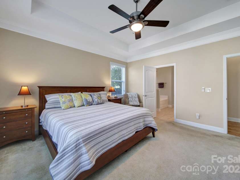 909 Autumn Glen Court, Clover, SC 29710.  MLS# CAR4265799, YatesRealty ID 26469. 