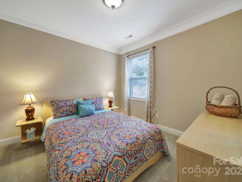 909 Autumn Glen Court, Clover, SC 29710.  MLS# CAR4265799, YatesRealty ID 26469. 